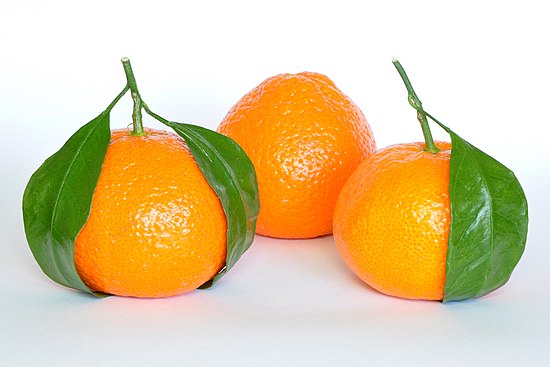 Naringinin(“mandarin”in) zərəri faydasından çoxdur