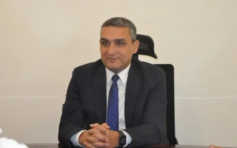 Qarabağ Universitetinin rektoru bu səlahiyyətlərdən kənar edildi - QƏRAR